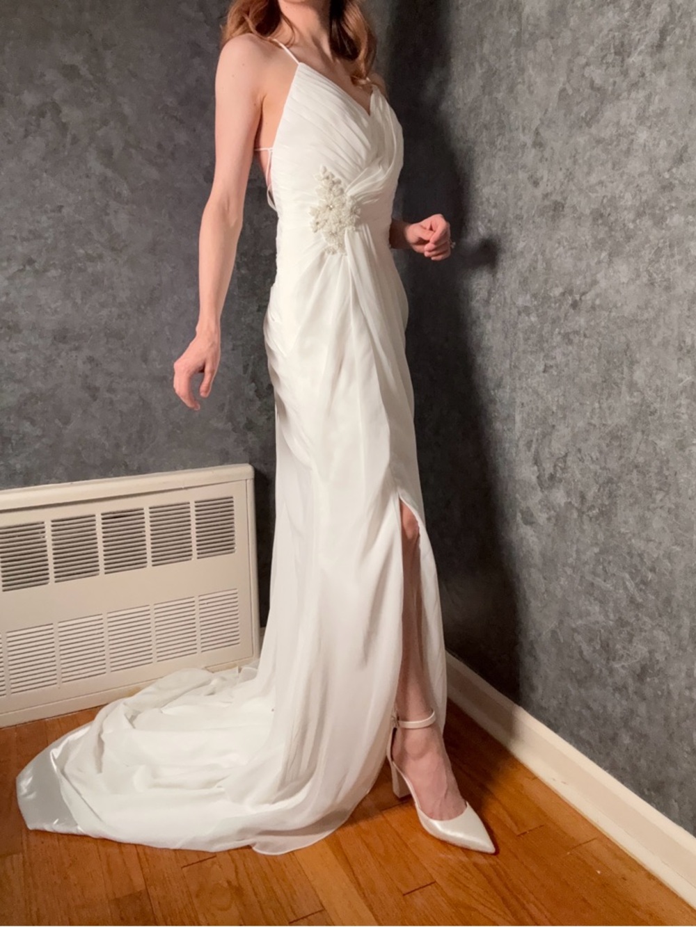 Elegant Chiffon Wedding Dress Size 4 Lace-Up Back Thigh Slit Low Back